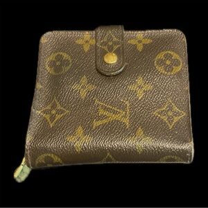 Authentic Vintage Louis Vuitton Monogram Bifold Wallet (men’s designer)